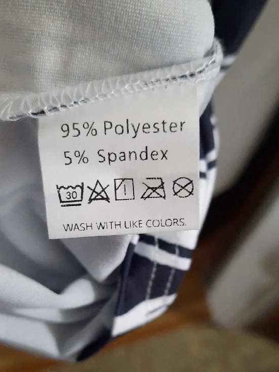 Women’s Black & White Sleeveless Wave-Print Top - Size XXL - Picture 3 of 11